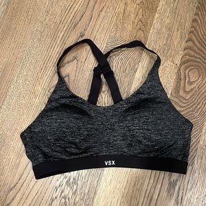 Victoria’s Secret VSX Sport Sports Bra 34B